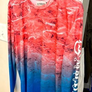 Sport spf blockage top- brand new, no flaws